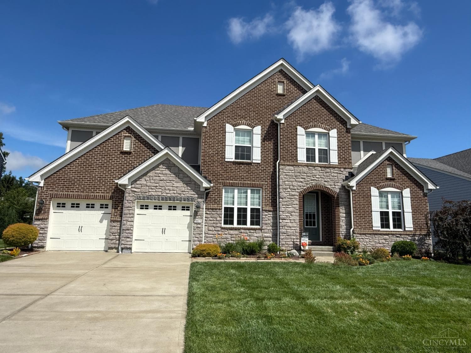 9817 Cross Meadow Drive, Deerfield Twp.