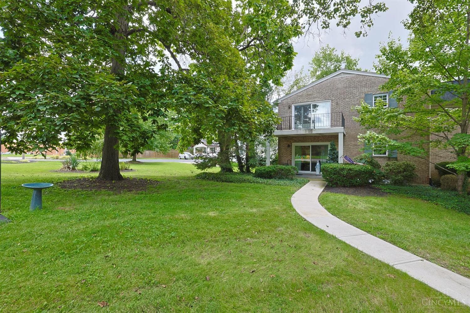 1816 Belle Meade Court