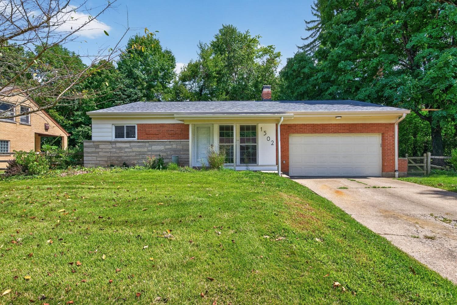 1502 Robinway Drive, Anderson Twp