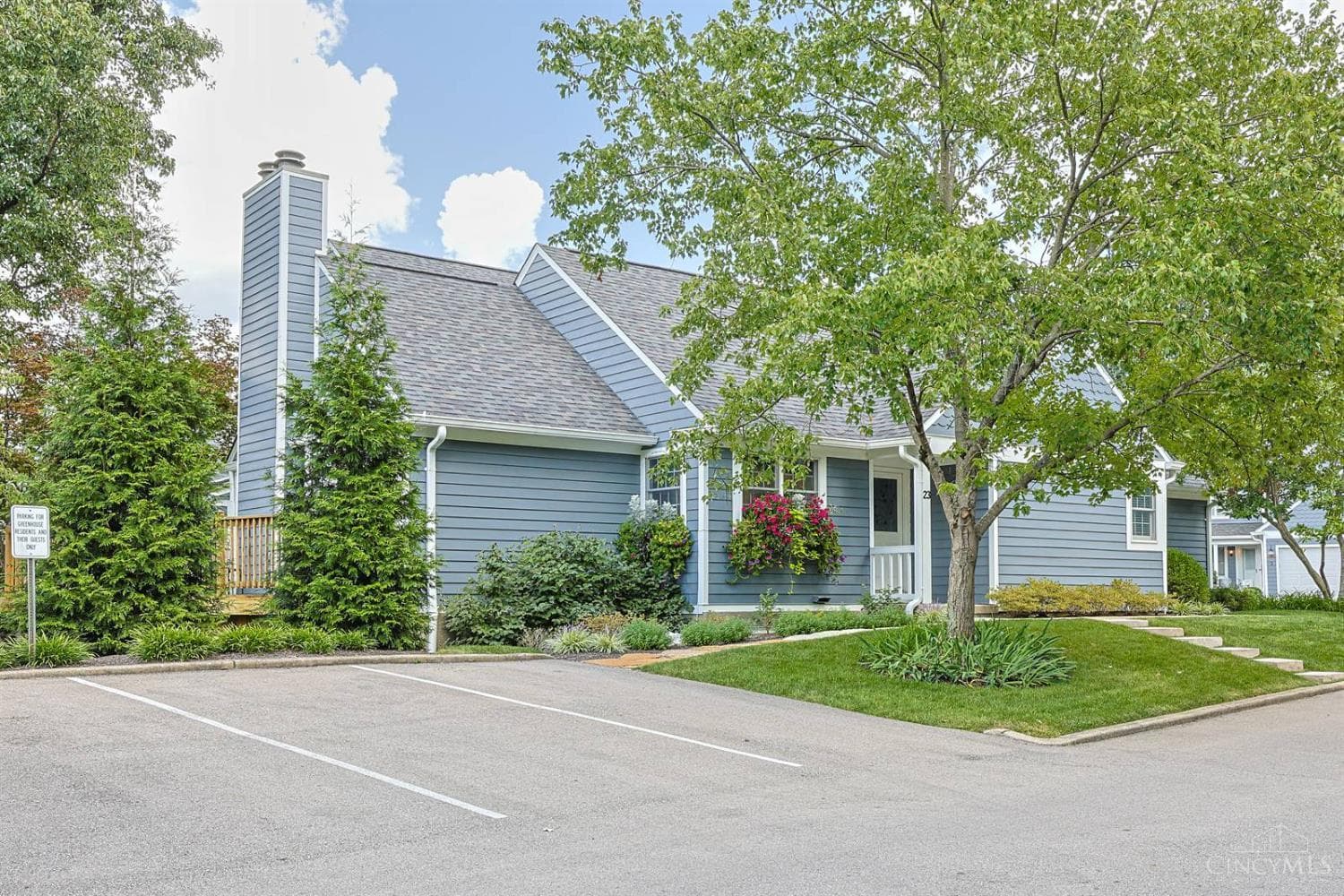 23 Greenhouse Lane