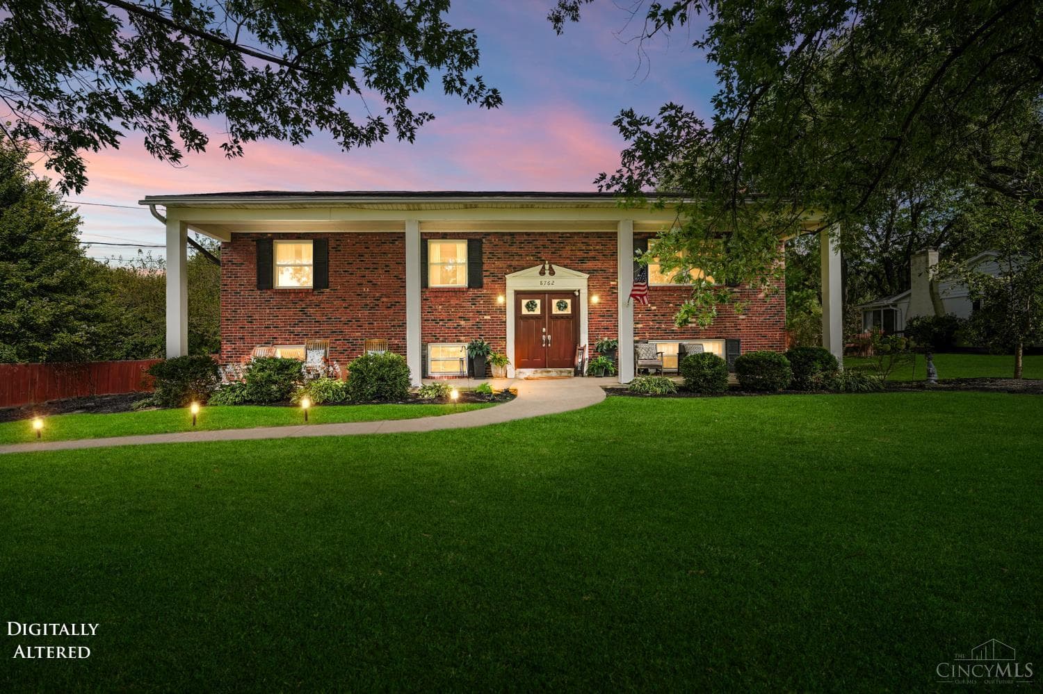 8762 Monticello Dr