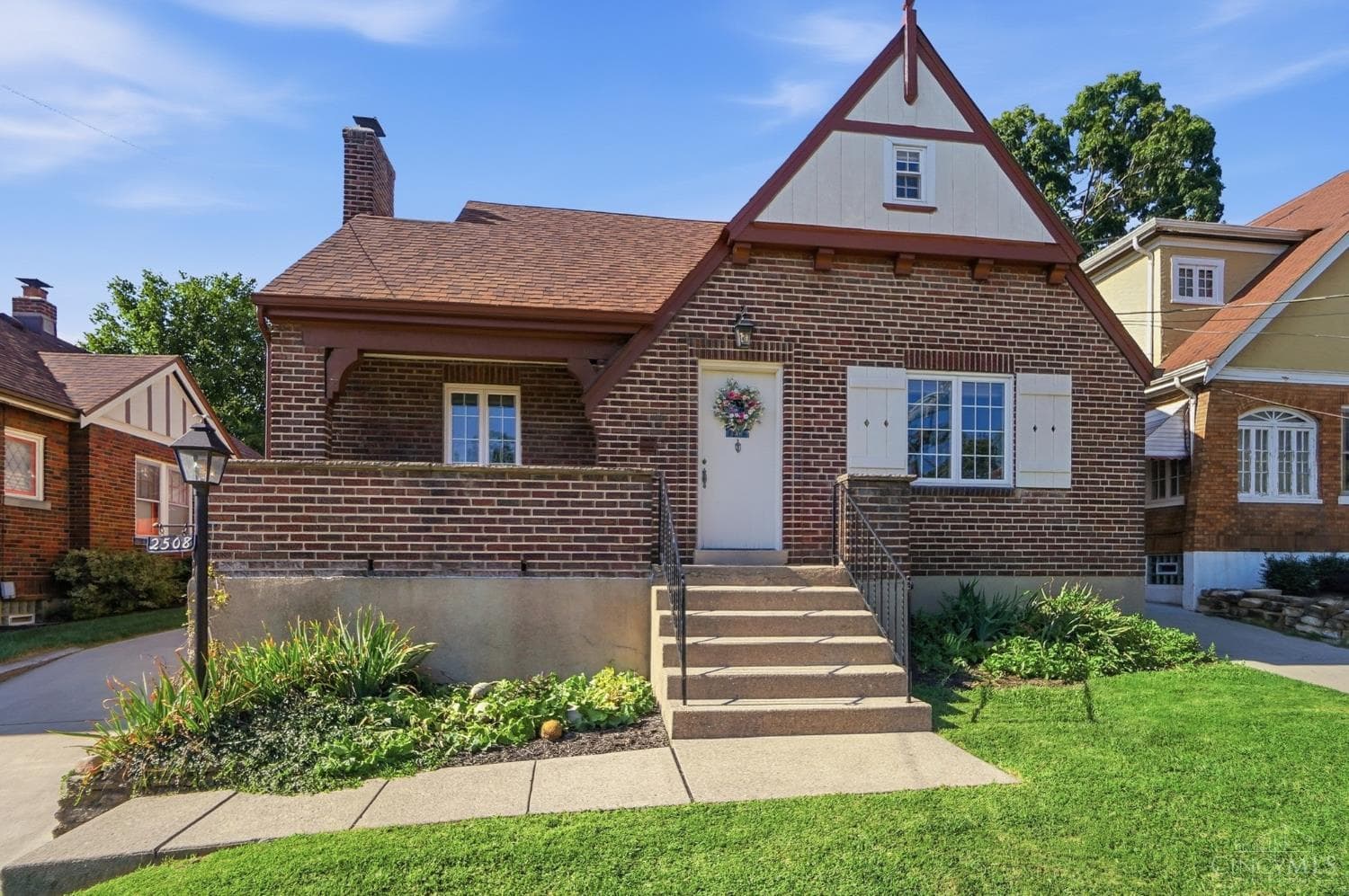 2508 Moundview Drive, Norwood
