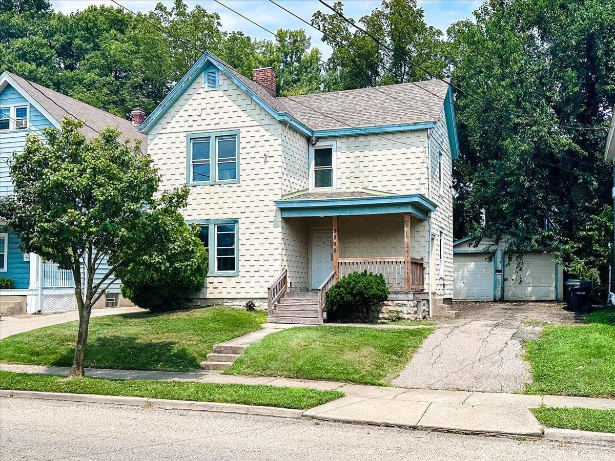 3298 Montana Avenue, Cincinnati