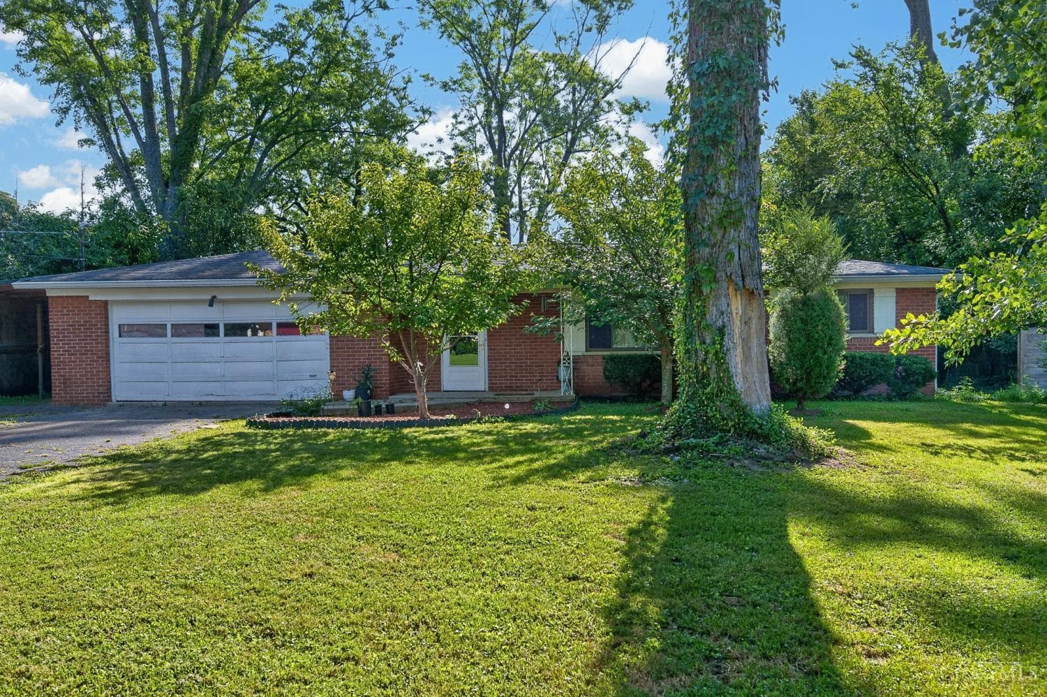 5534 Betty Lane, Miami Twp