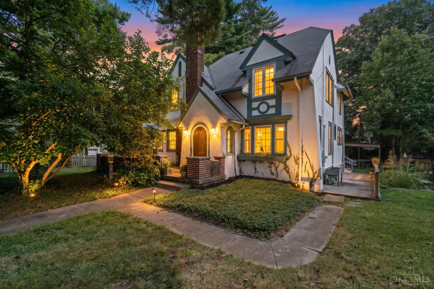 6348 Hamilton Avenue, Cincinnati