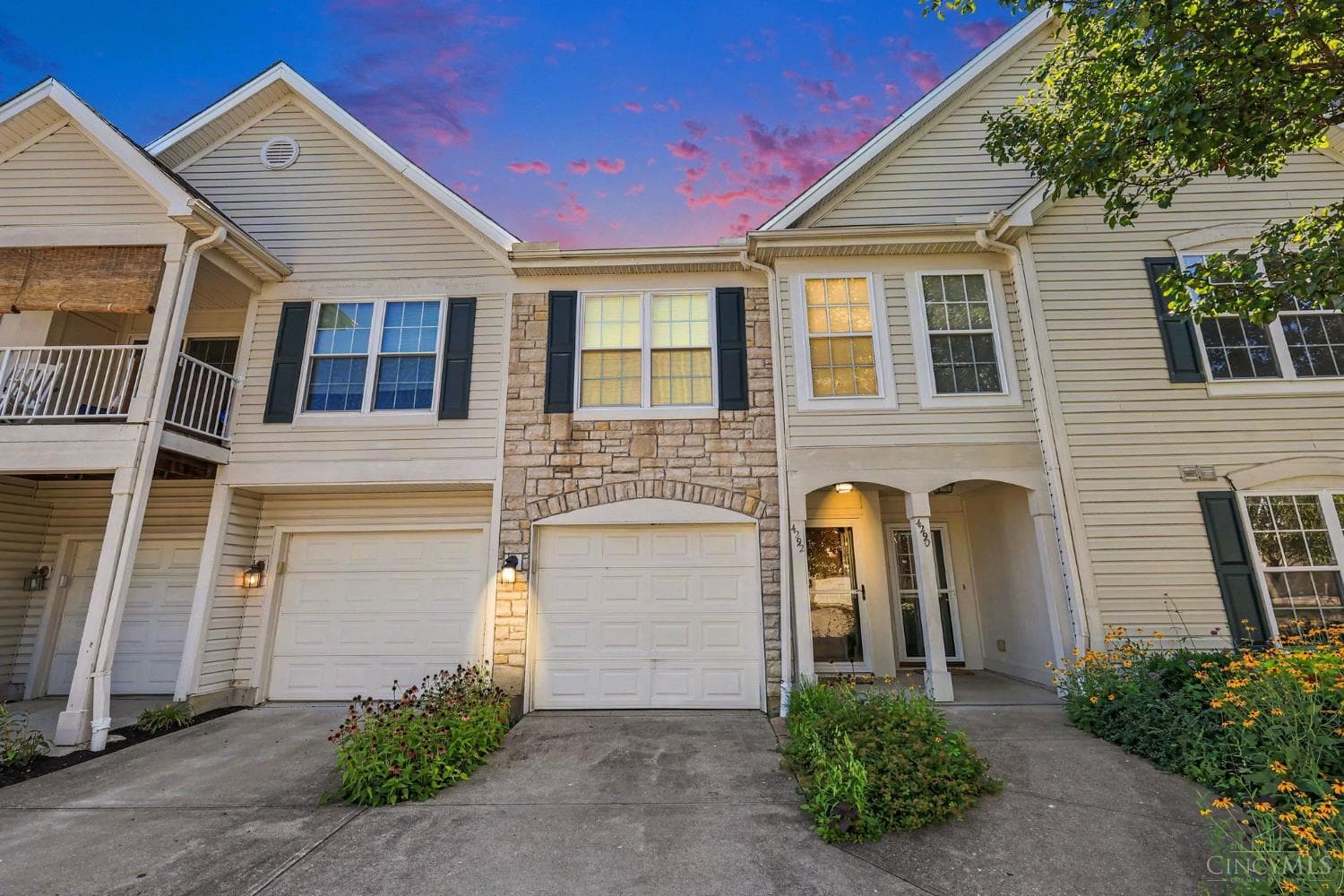 4292 Hickory Park Lane, Batavia Twp