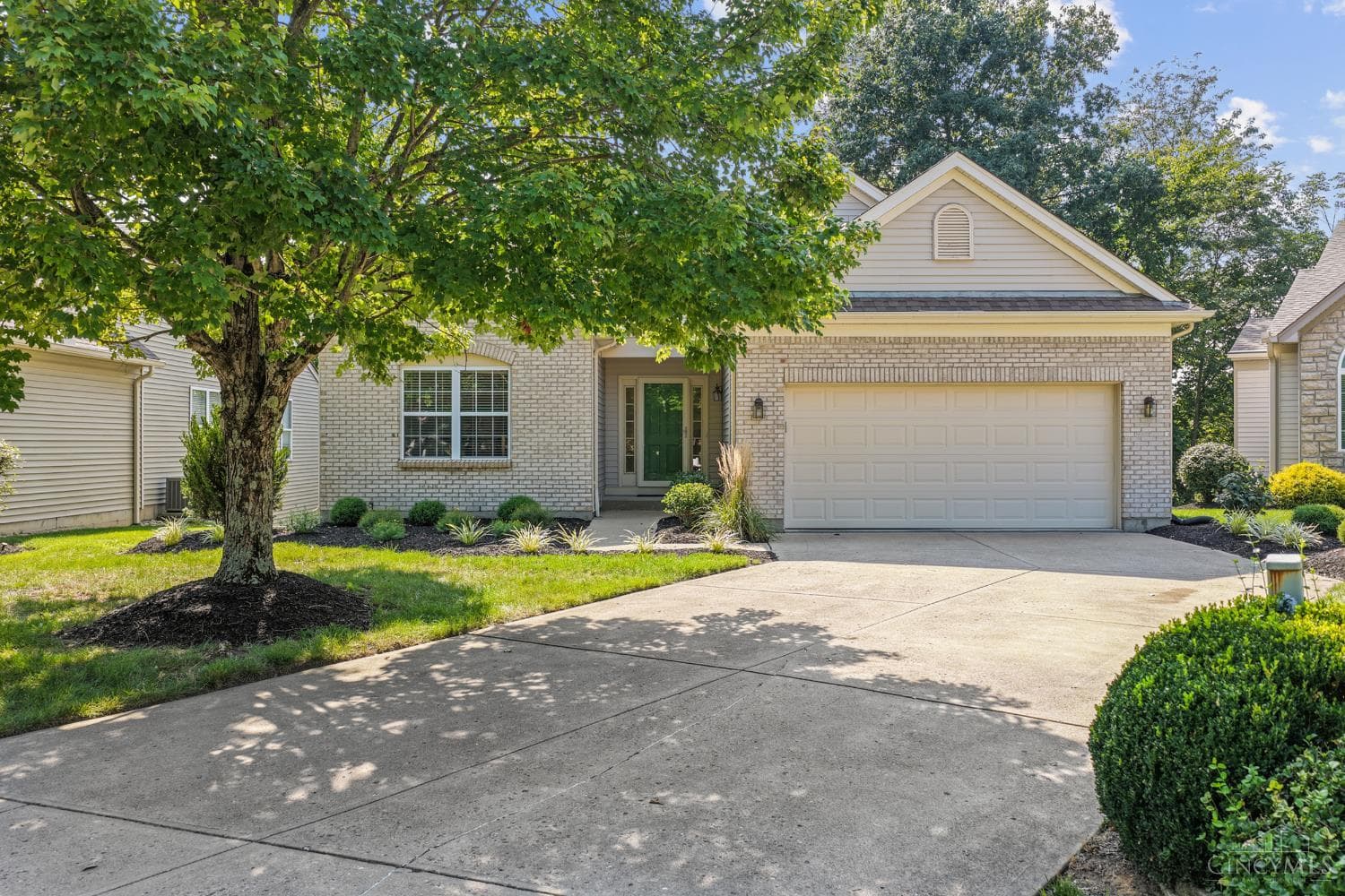 555 County Down Lane, Loveland