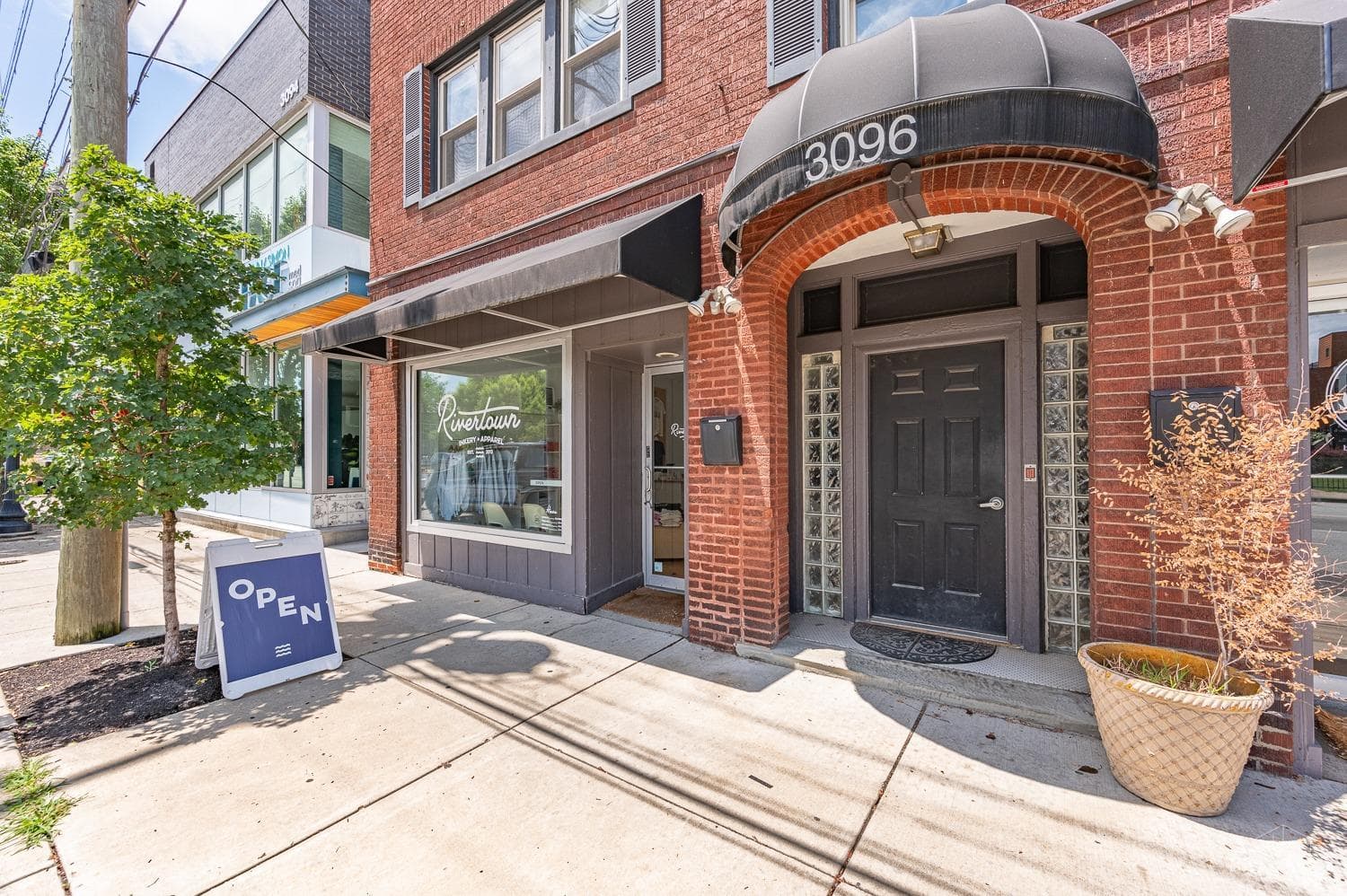 3096 Madison Road