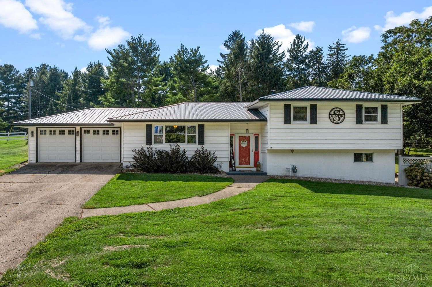 109 Elizabeth Drive, Hillsboro