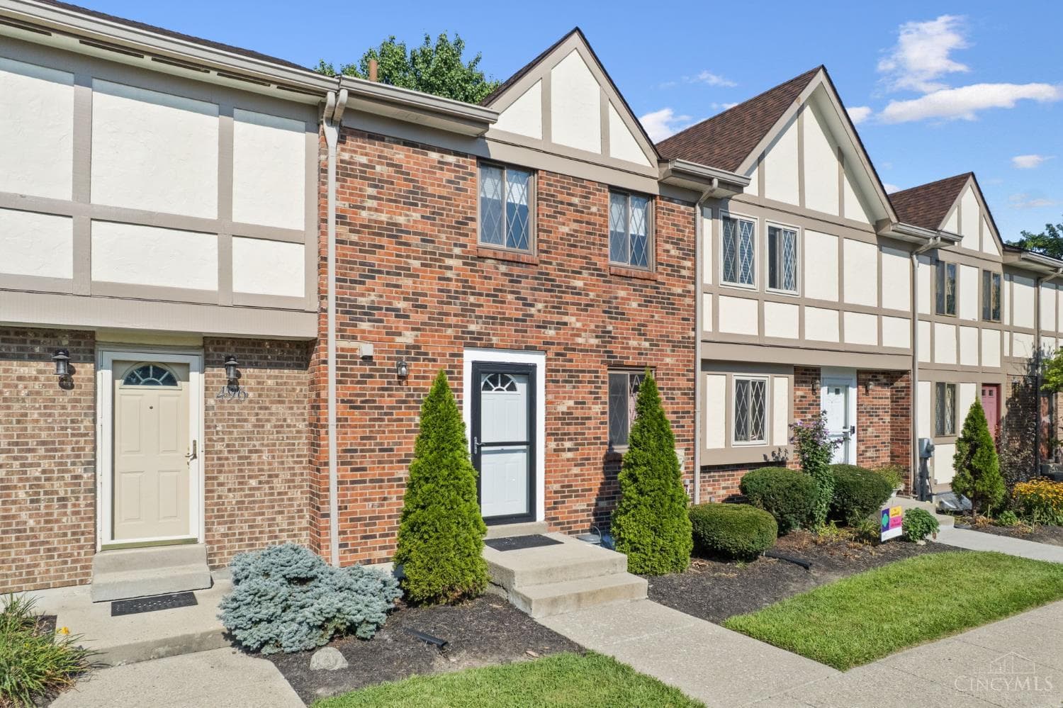 492 Glencoe Court