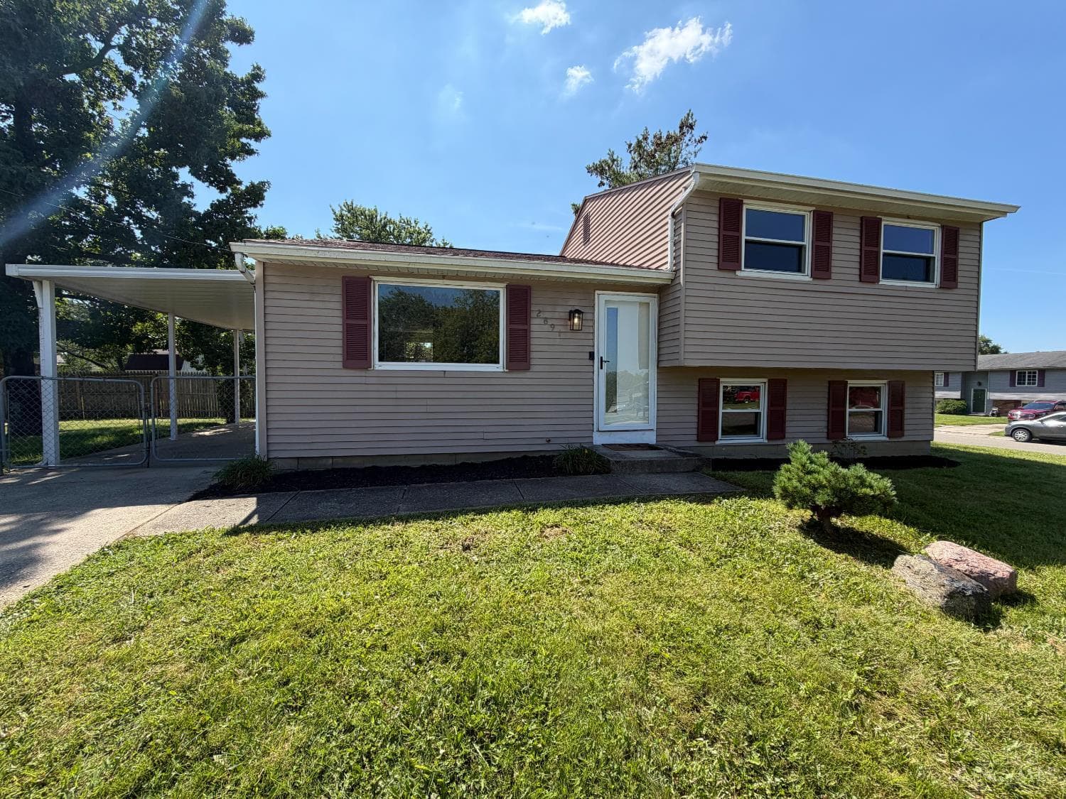 2891 Grosvenor Drive, Cincinnati