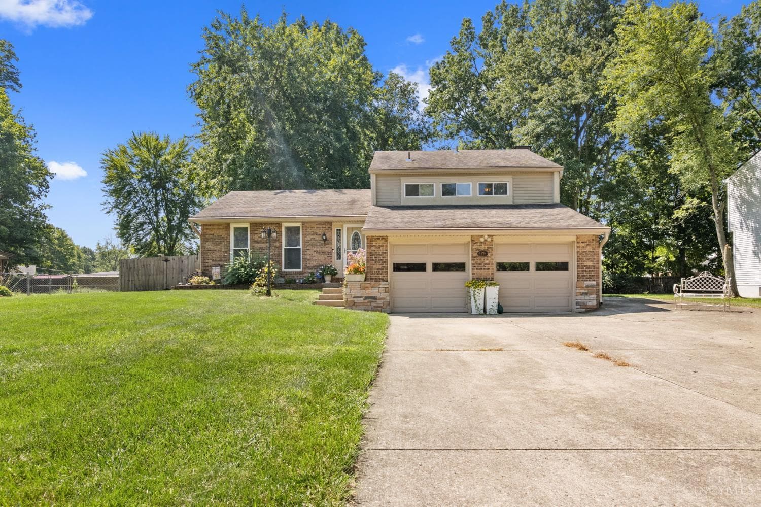 1295 Deblin, Miami Twp