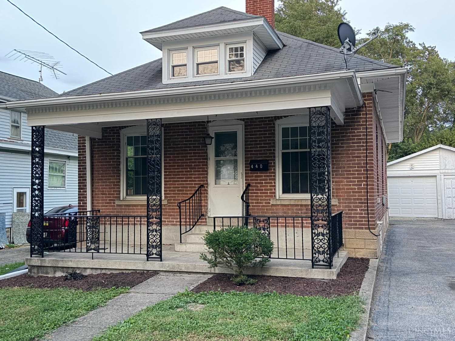 440 Elm Street, Hillsboro