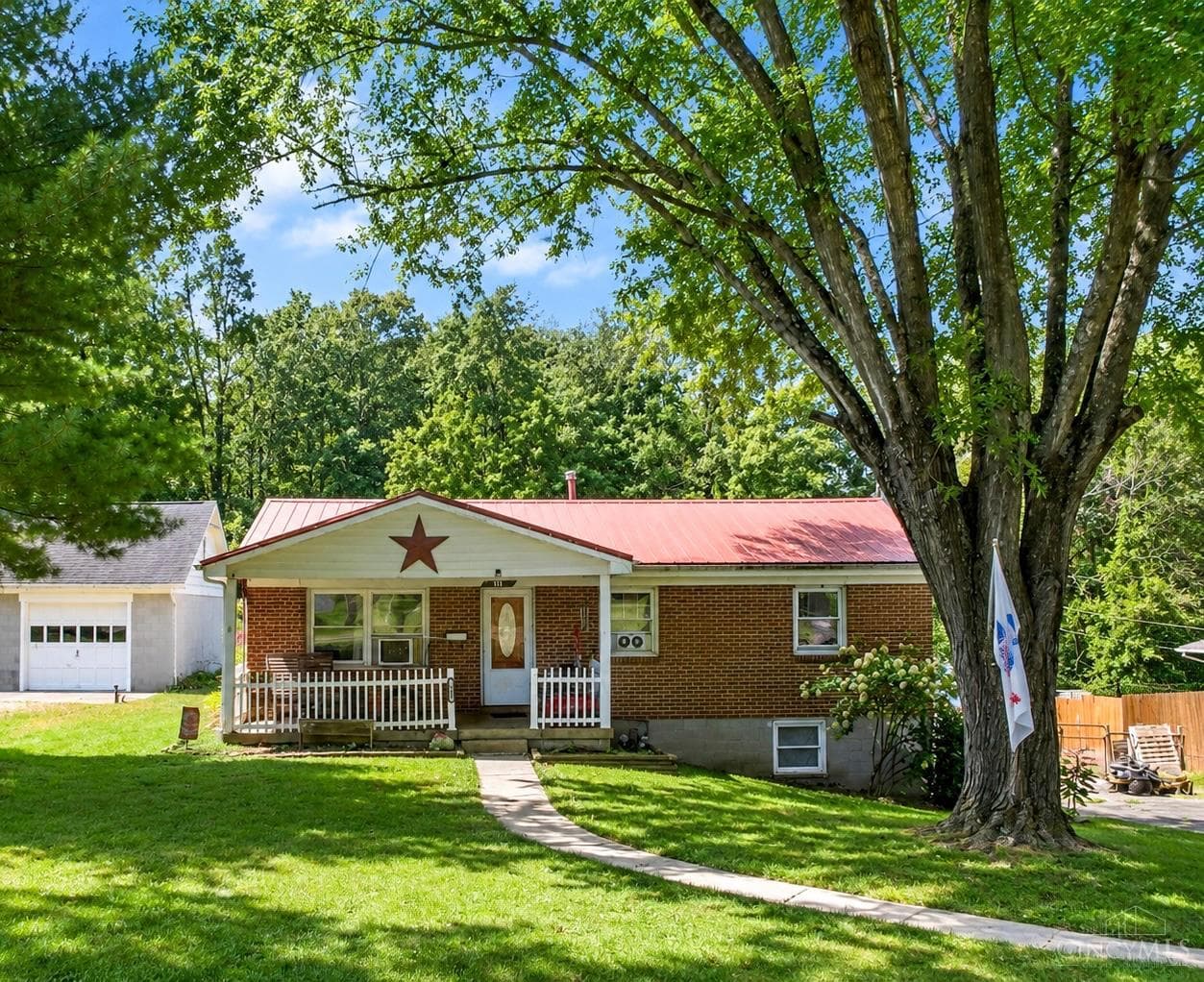 111 Greystone Drive, Hillsboro