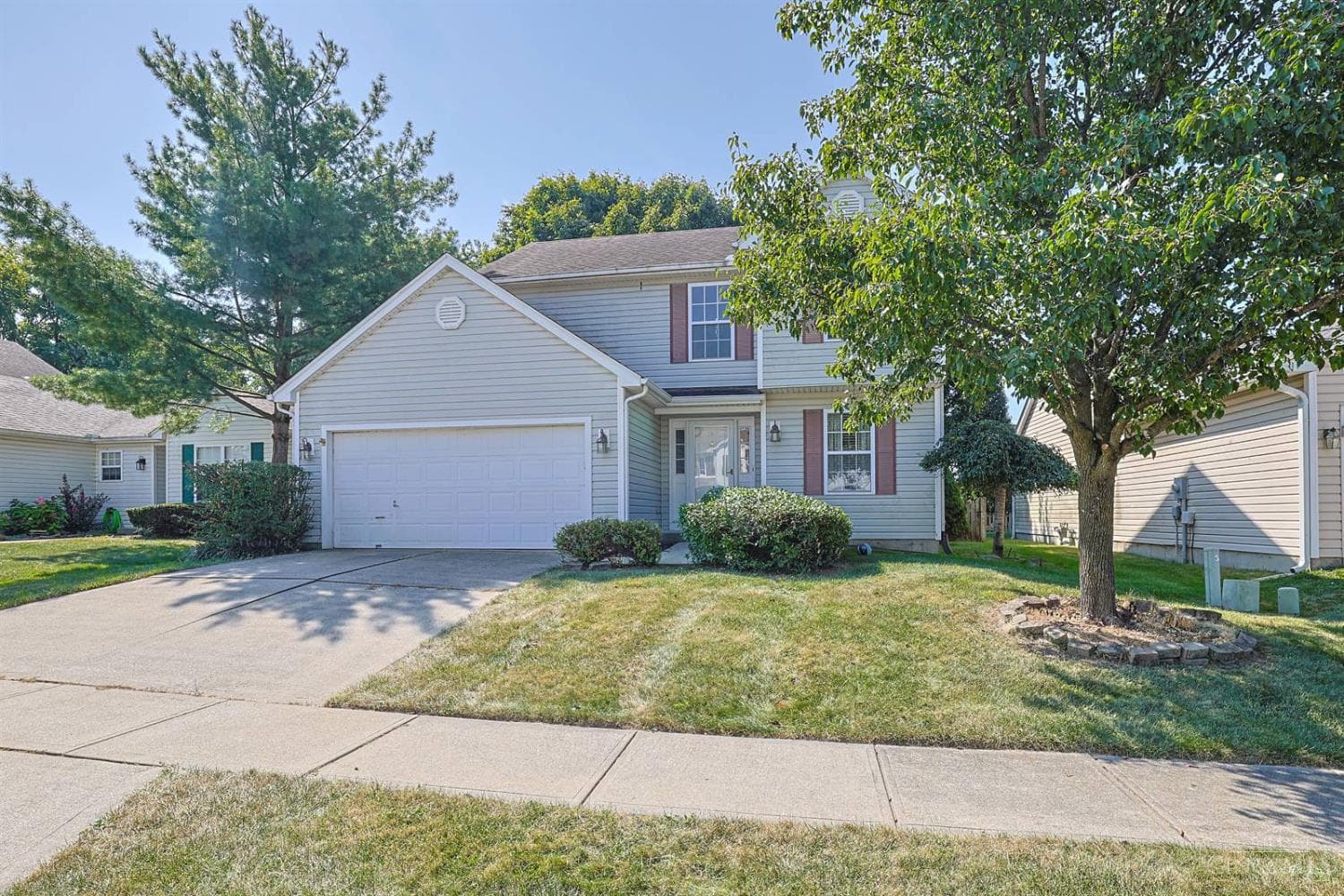 1019 Weeping Willow Lane, Hamilton Twp