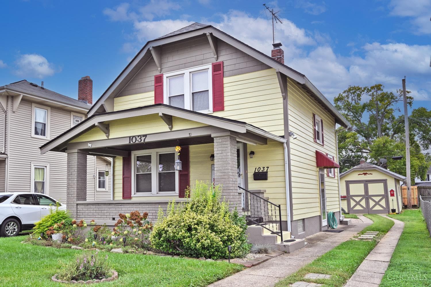 1037 Hooven Avenue, Hamilton